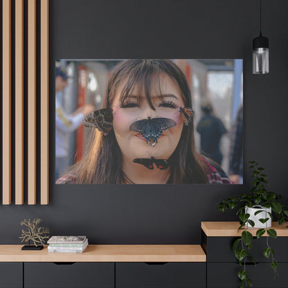 "KÜSSE VON SCHMETTERLINGEN" Canvas Print